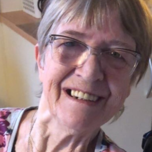 Lisbeth Hjelmäng