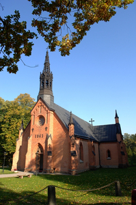 Taxinge kyrka